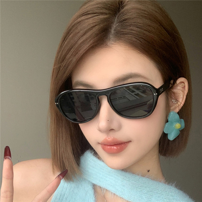 戴上蛤蟆框，秒变街头焦点！傲龙AORON情侣墨镜真实体验报告