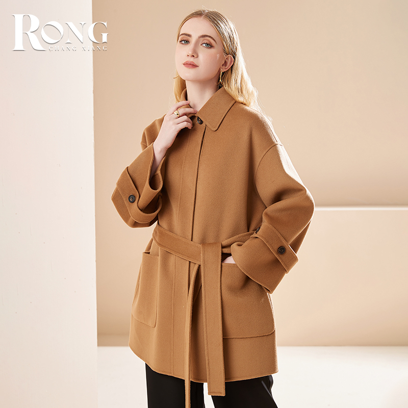 荣昌祥双面羊绒大衣：小个子也能穿出超模气场，但价格让我瑟瑟发抖