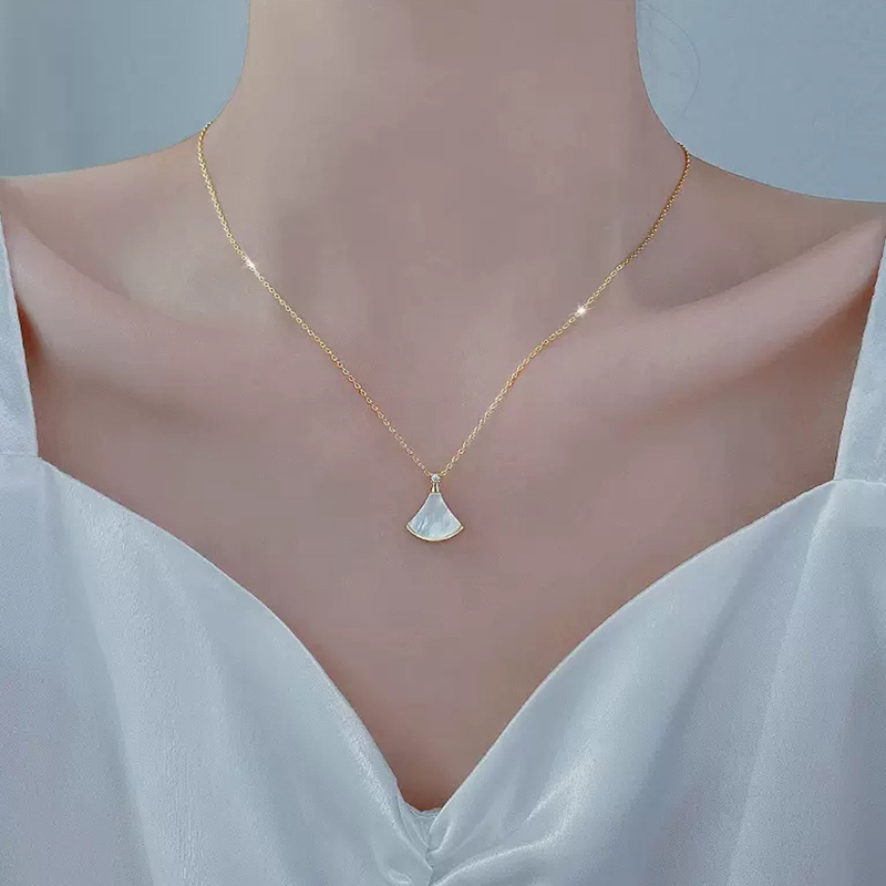 千百度德比鞋：商务男鞋的“头层牛皮”体验，值不值1699？