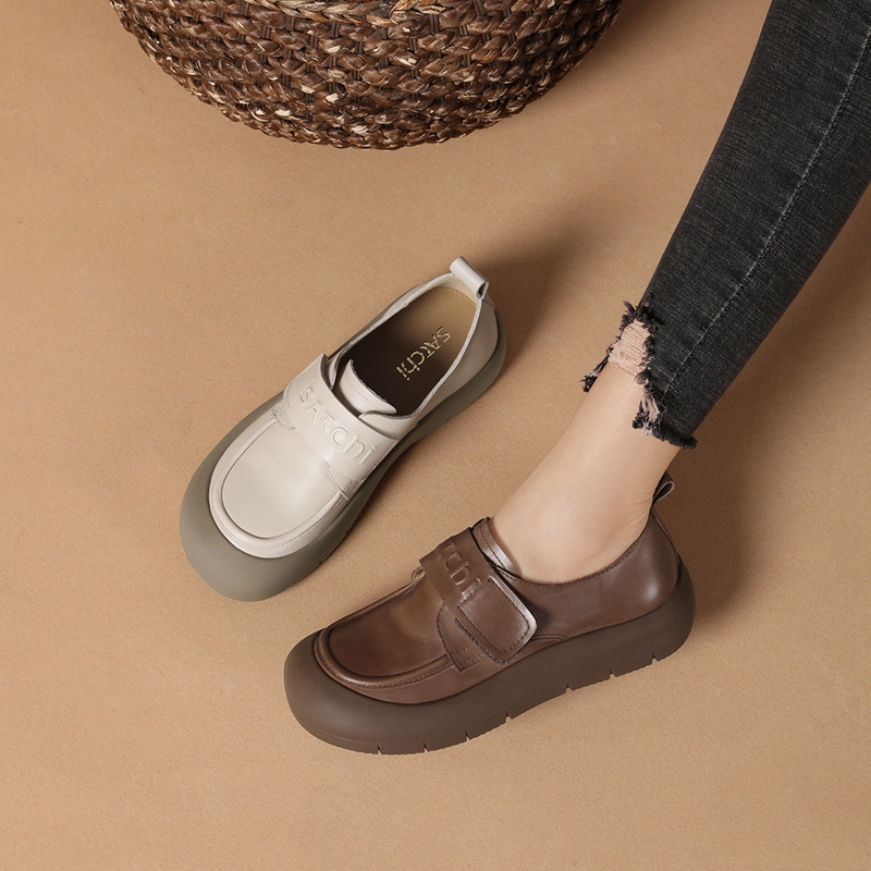 沙驰魔术贴乐福鞋：一脚踩进云端的舒适，撞色设计太吸睛！