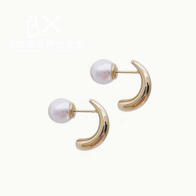 温柔仙气两戴法，BX JEWELRY珍珠耳钉体验：优雅与灵动的完美结合