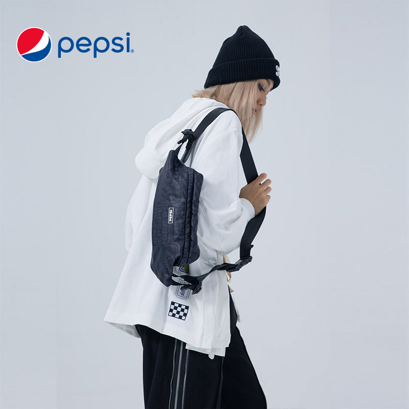 百事潮包：不只是装东西，更是装腔调