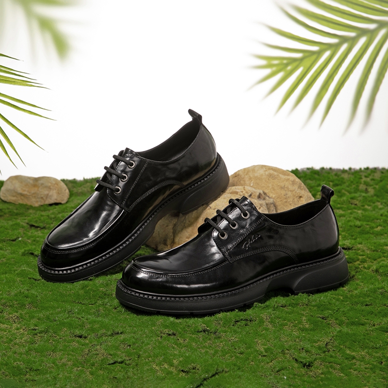 沙驰Satchi抓花皮鞋：商务休闲两不误，帅气百搭的英伦范儿