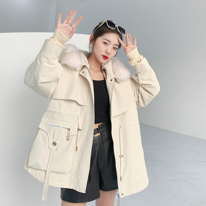 凯撒Kaiser狐狸毛领兔毛内胆派克服：冬日里的温暖与奢华