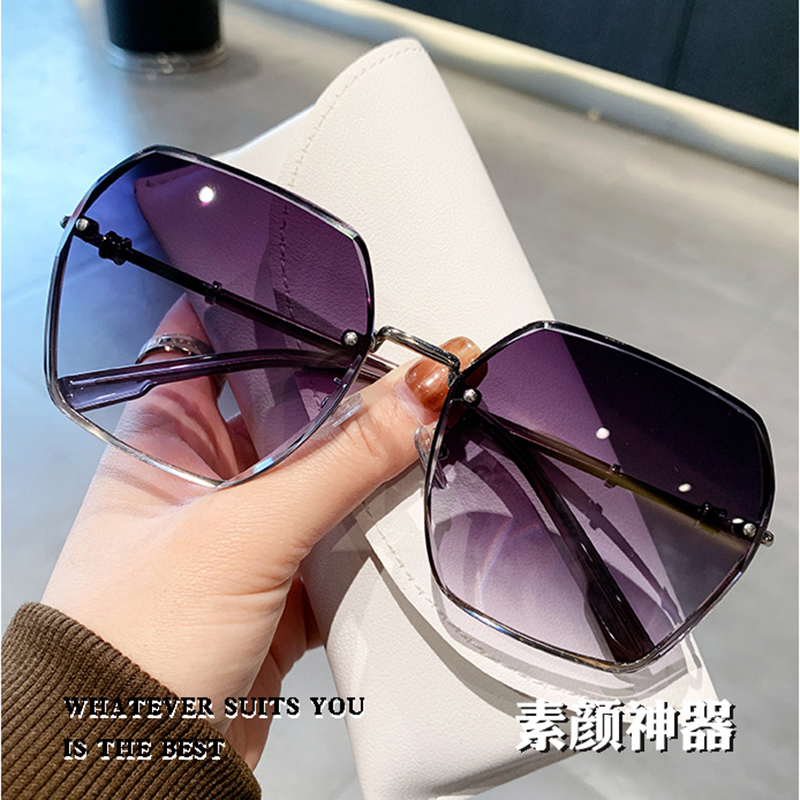 美艾伦大框墨镜测评：素颜神器还是智商税？