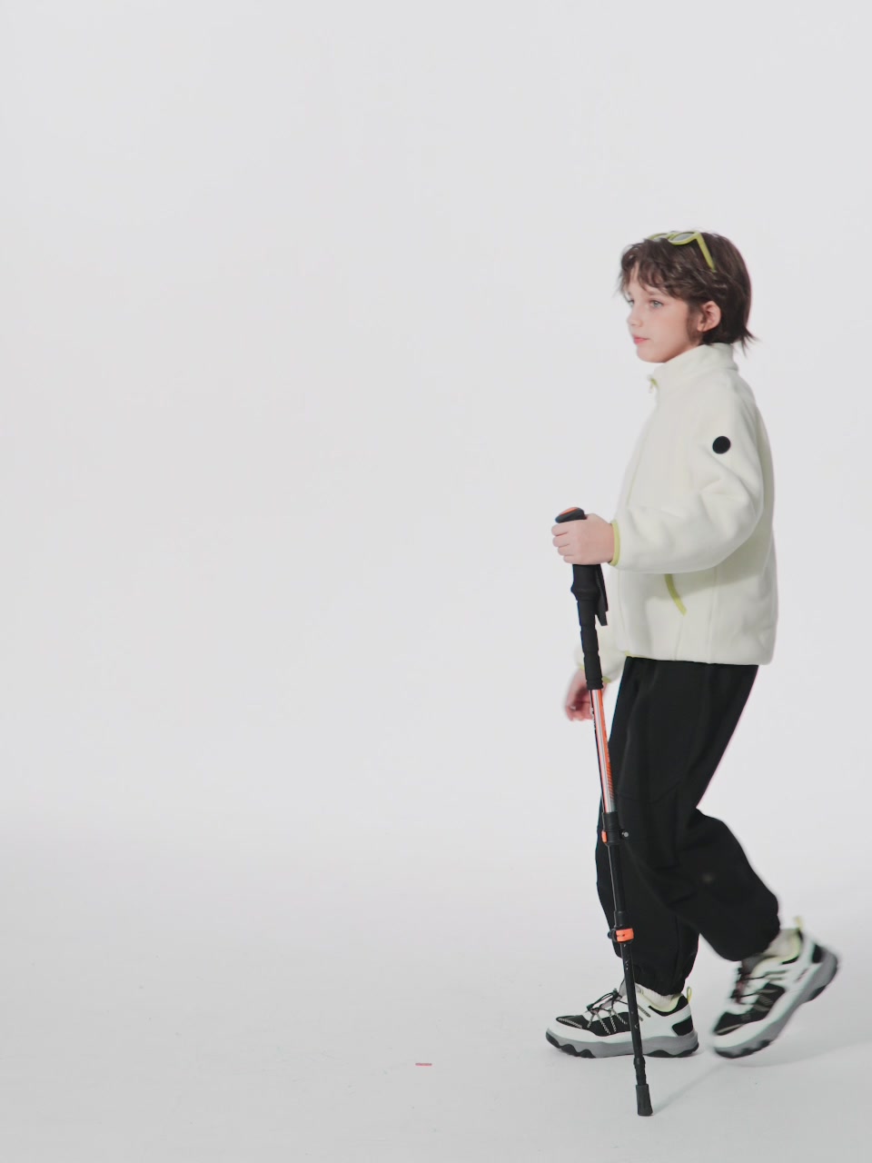 巴布豆BOBDOG 2025新款冬装：299元摇粒绒夹克，值不值得入手？