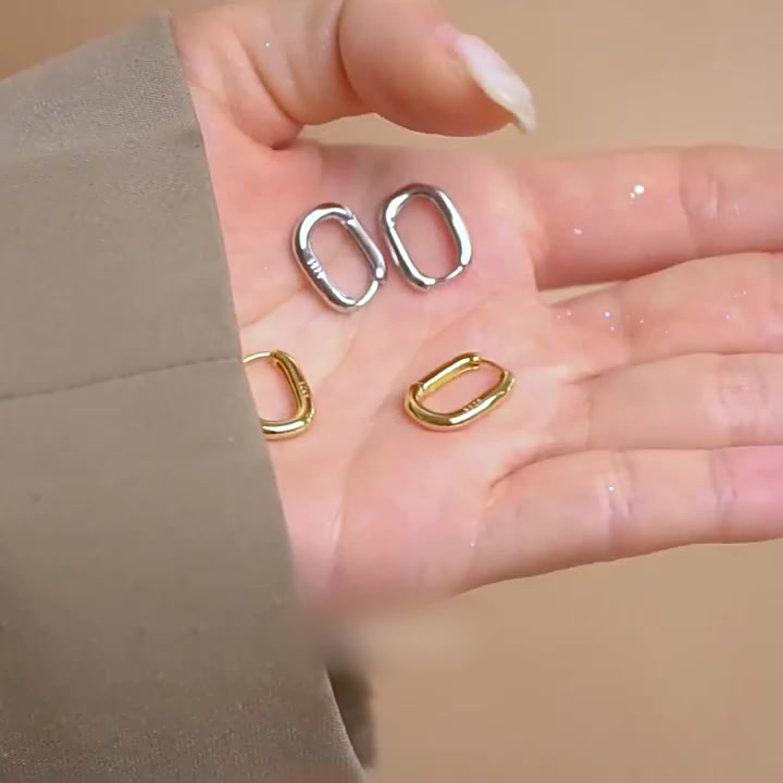 几何控必入！DTOTO这款U形耳扣，冷淡风也能戴出高级感✨