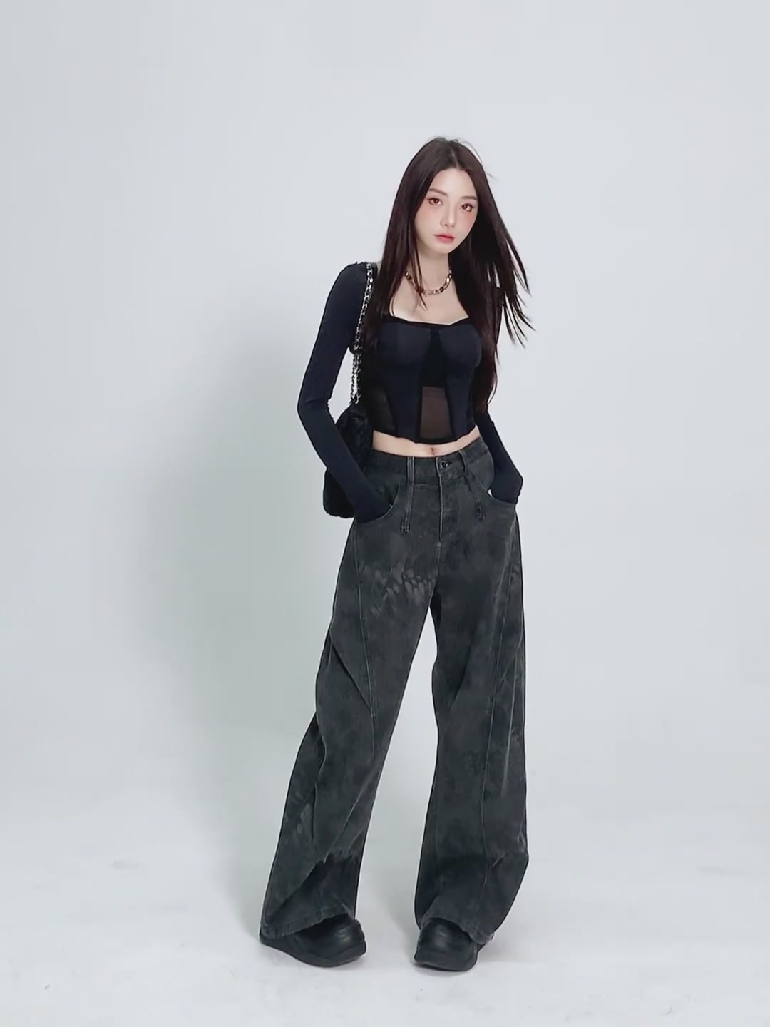 歌谛婕加绒阔腿裤：一件让我重新审视“辣妹风”的冬日单品