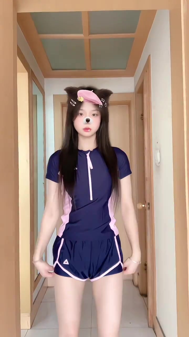 匹克泳衣测评：保守显瘦是真的，但369元值不值？