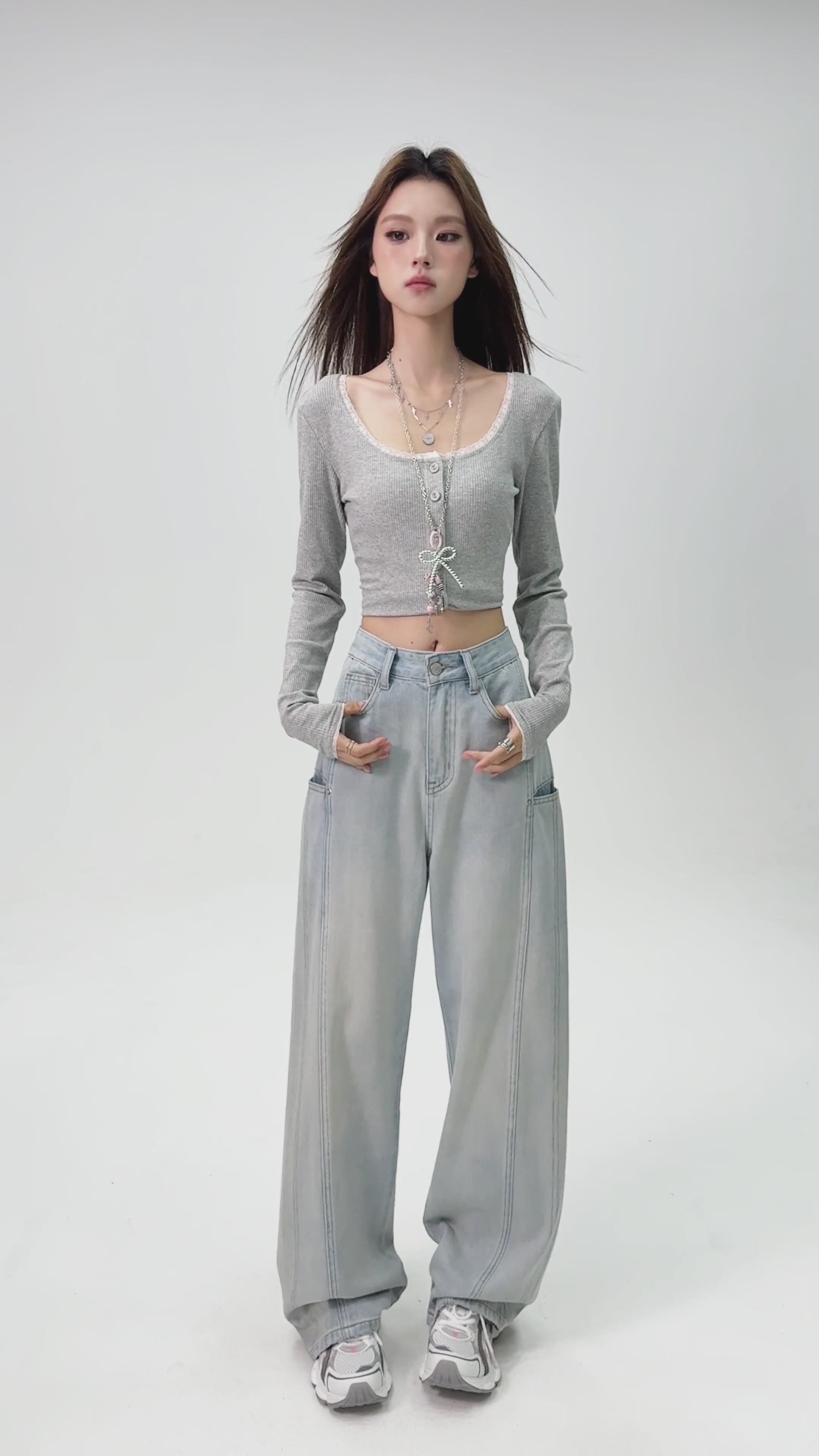 秋冬必备！这条拼接弯刀裤也太显腿长了吧💥