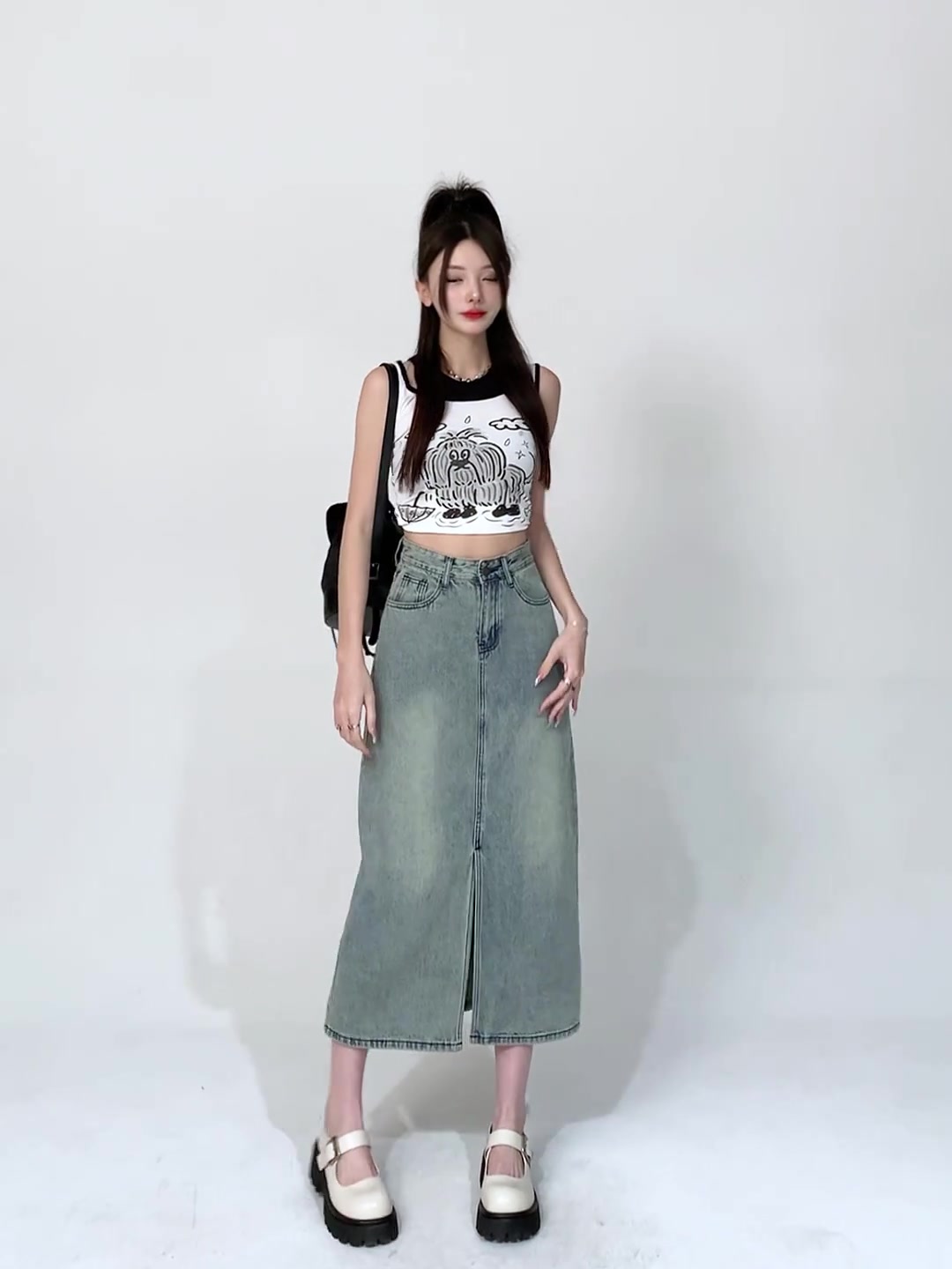 复古牛仔裙，显瘦百搭开叉设计，让你秒变时尚达人！