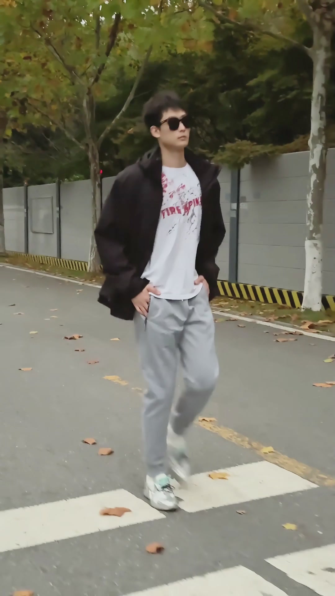 丝界SIGI羊毛方巾：文艺青年的冬日小确幸，还是智商税？