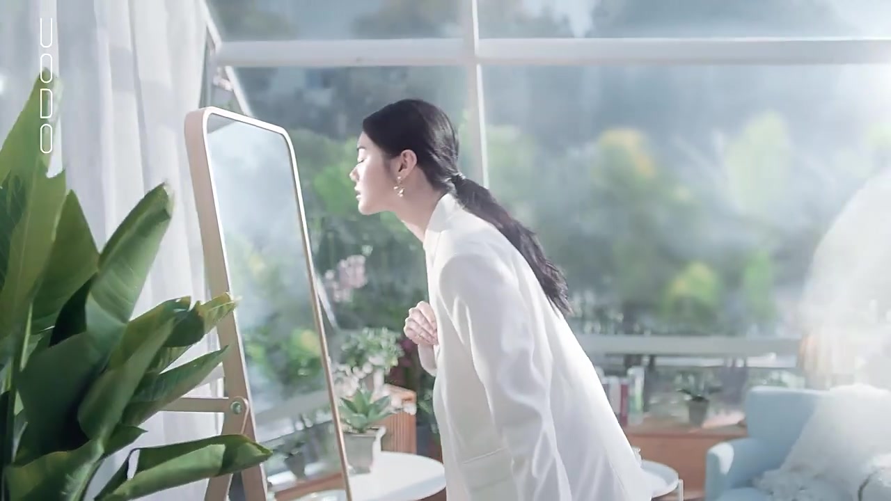 这件打底衫真的绝了！气质分叉设计，春秋必备款！