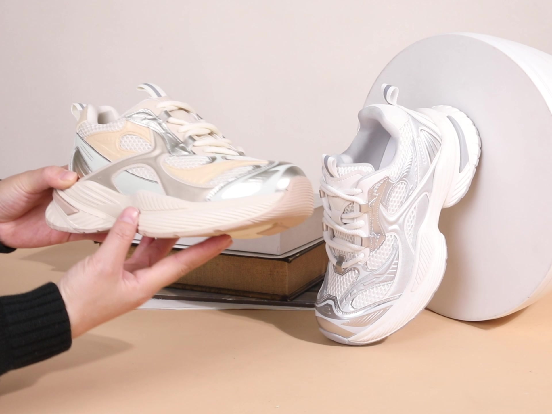 沙驰Sport撞色老爹鞋：独处时光里的透气伴侣