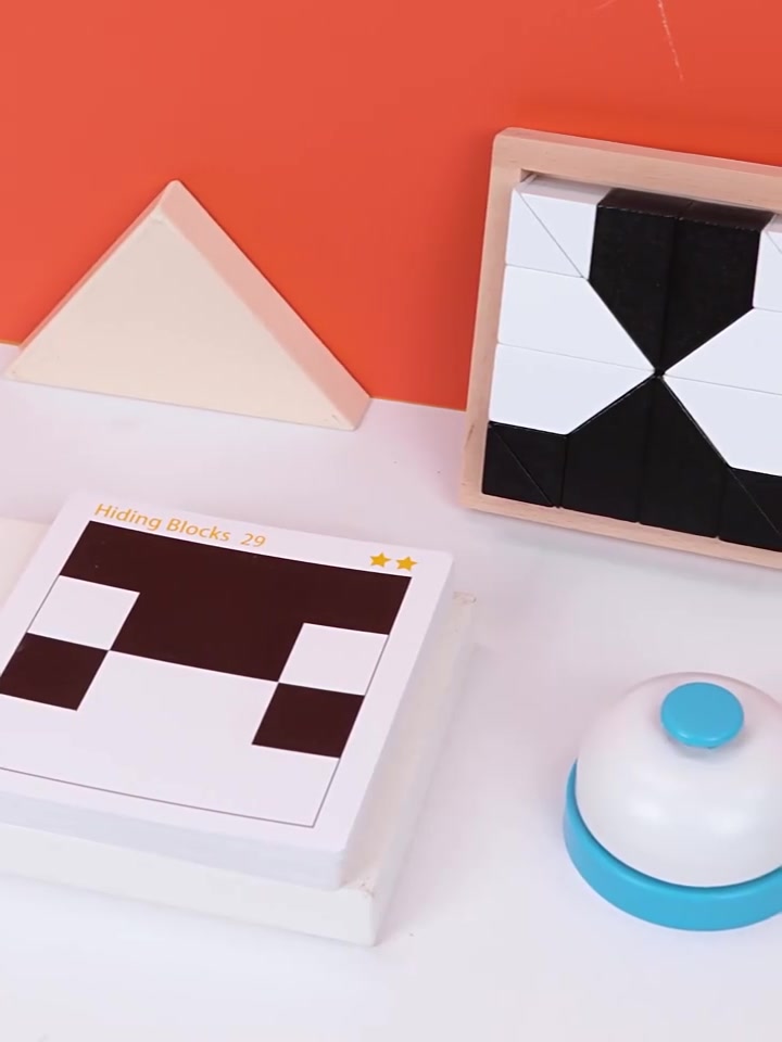 哈哈球黑白积木拼图：59块9买来的“脑细胞杀手”，娃拼到怀疑人生