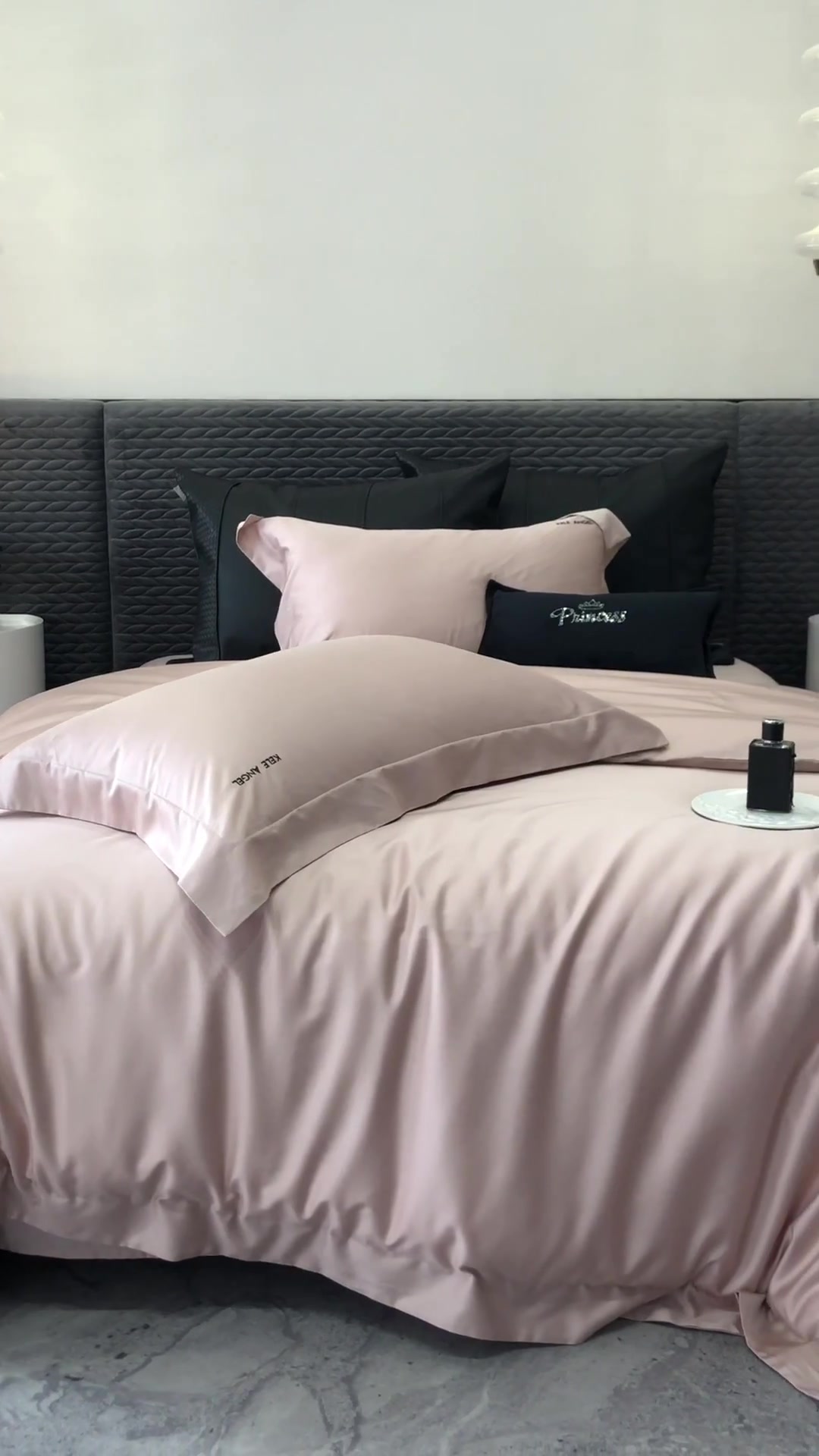 池羽天丝棉四件套｜轻奢风卧室改造，文艺女孩的温柔梦境