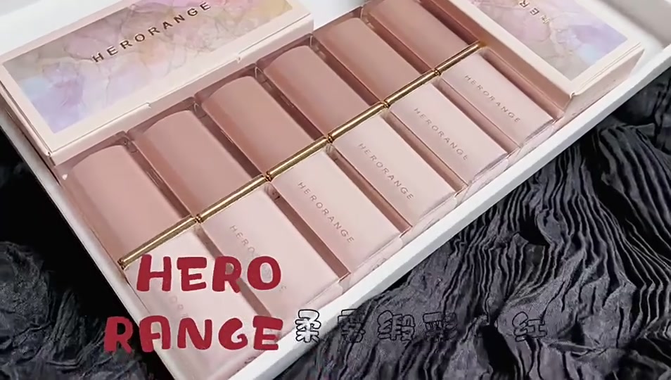 ZIB HERORANGE水晶方管口红：学生党的显白神器，丝绒哑光不拔干？