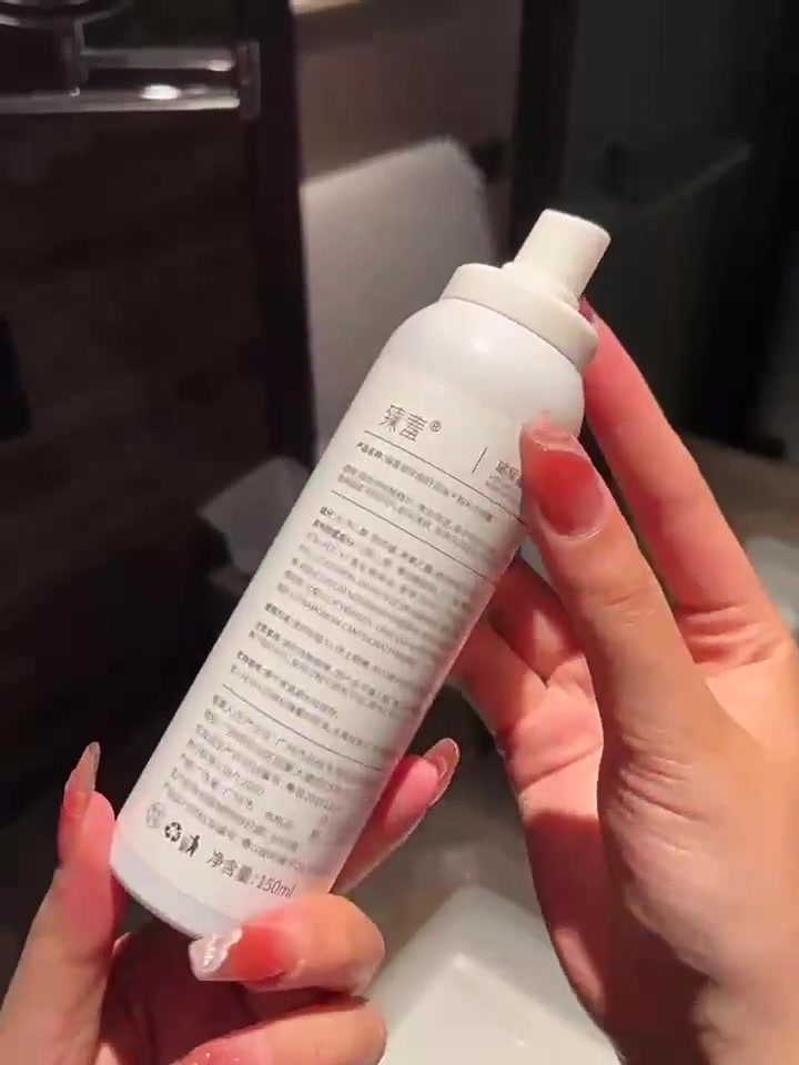 ZIB臻羞玻尿酸喷雾：补水界的“社交牛X症”，买一送一真香警告！