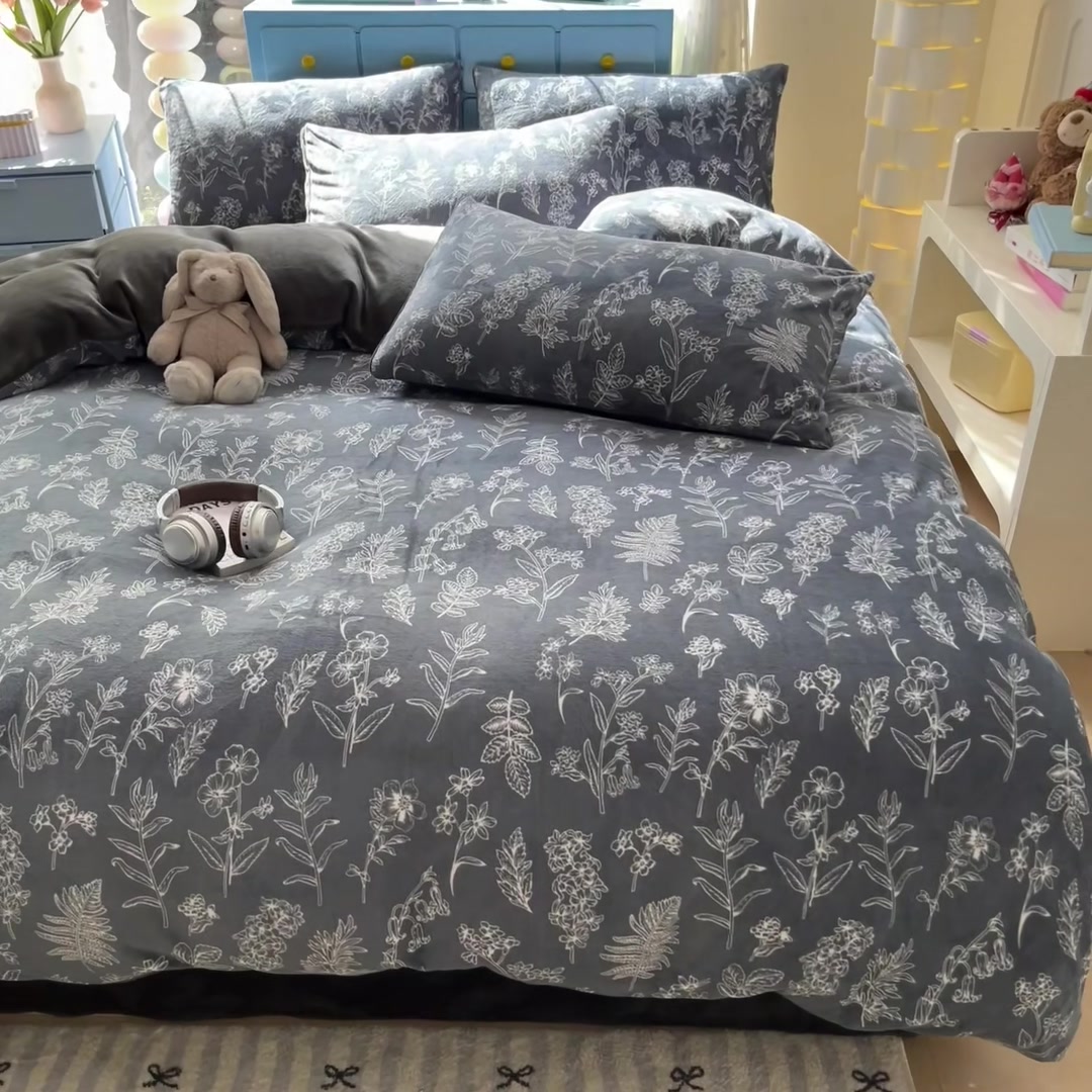 爸妈的ins风卧室改造！这牛奶绒四件套也太治愈了吧✨