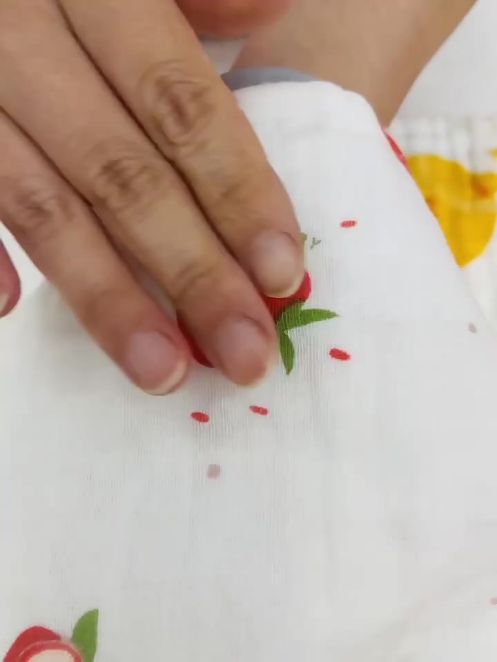 新手妈妈必看！超软婴儿口水巾，隔奶拍嗝两不误！