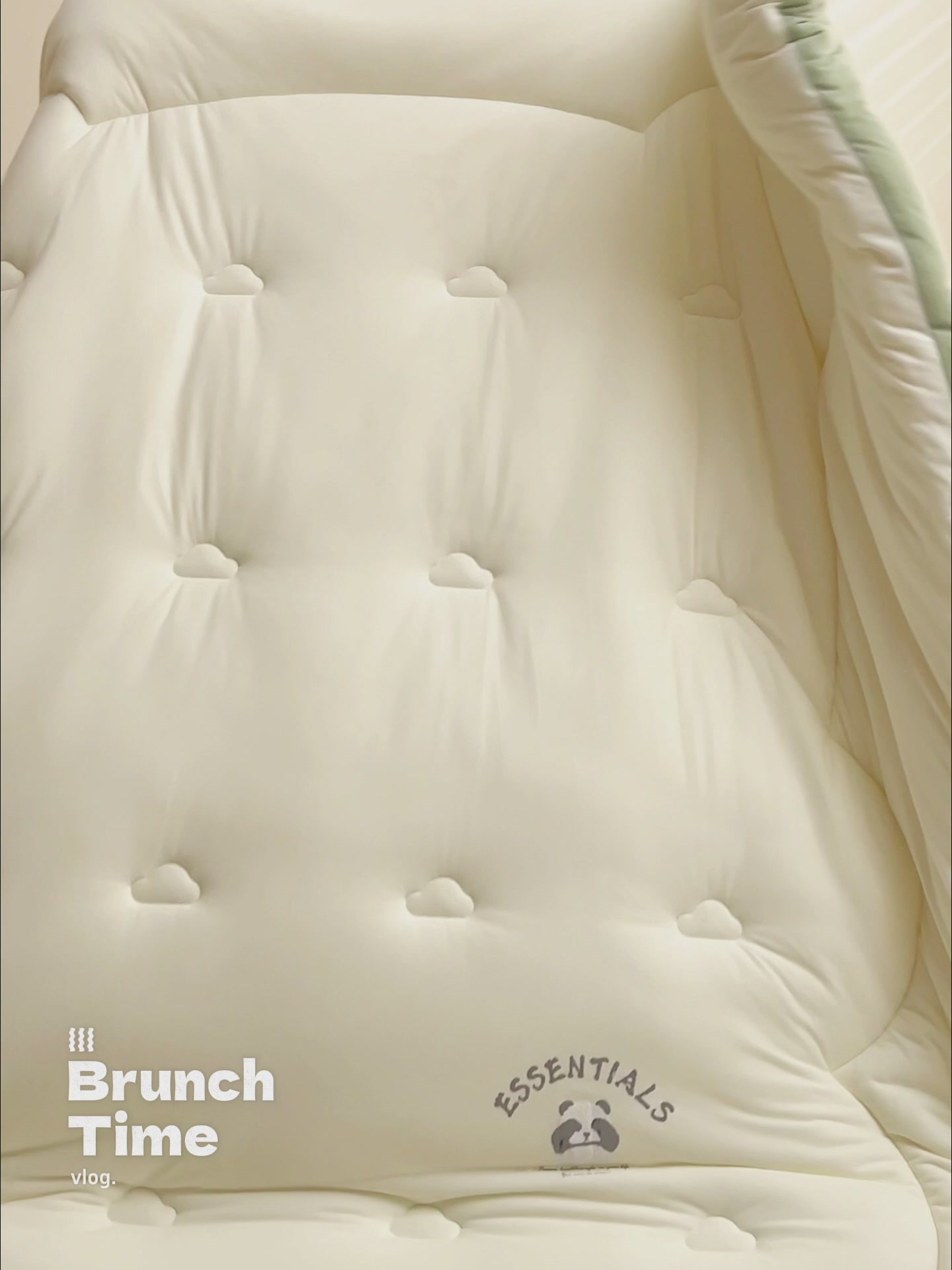 欧佳妮德绒猫猫大豆冬被：温暖如猫，舒适如豆，但899元值吗？