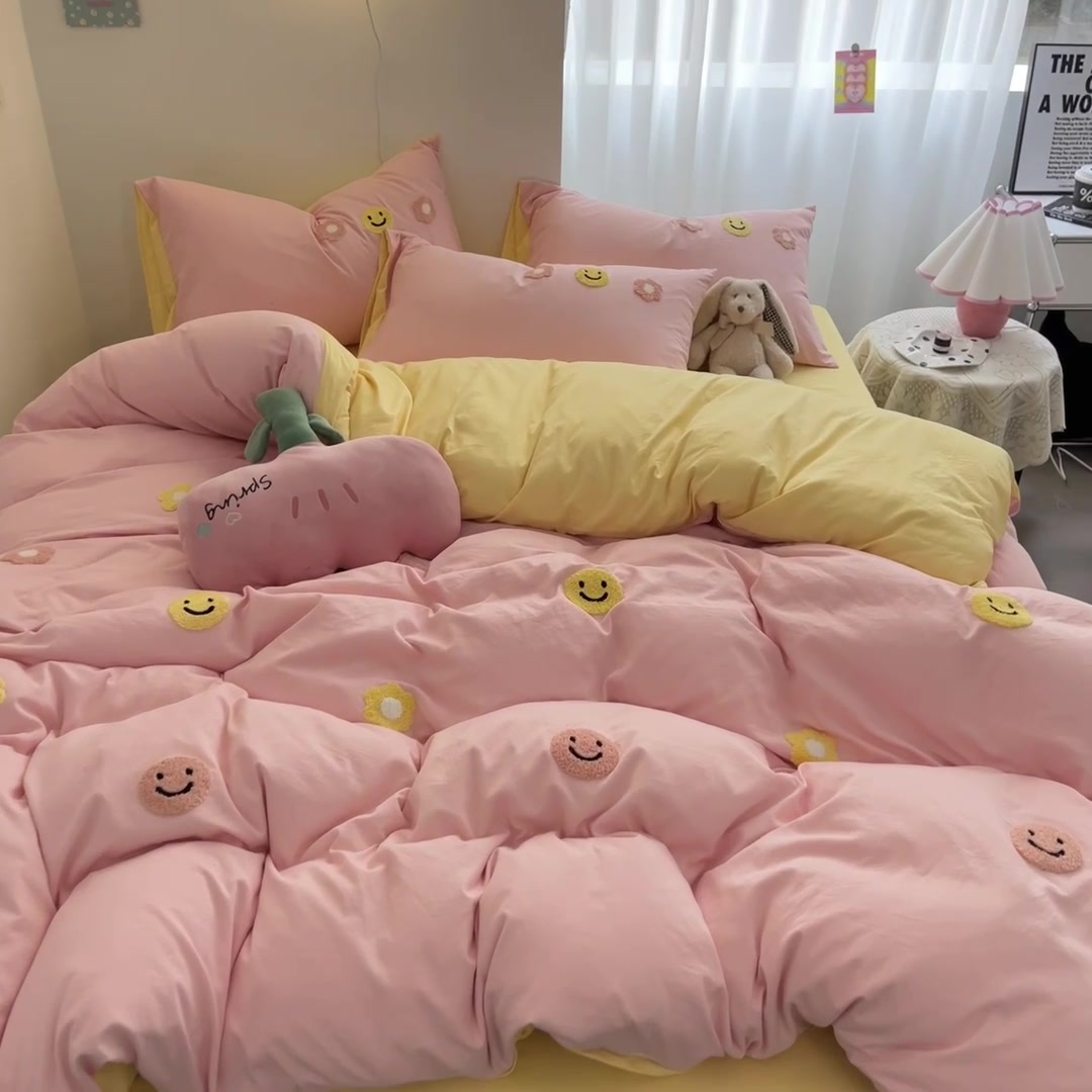 爸妈的床品新宠：笑脸毛巾绣三件套，亲肤细腻到让人想赖床！