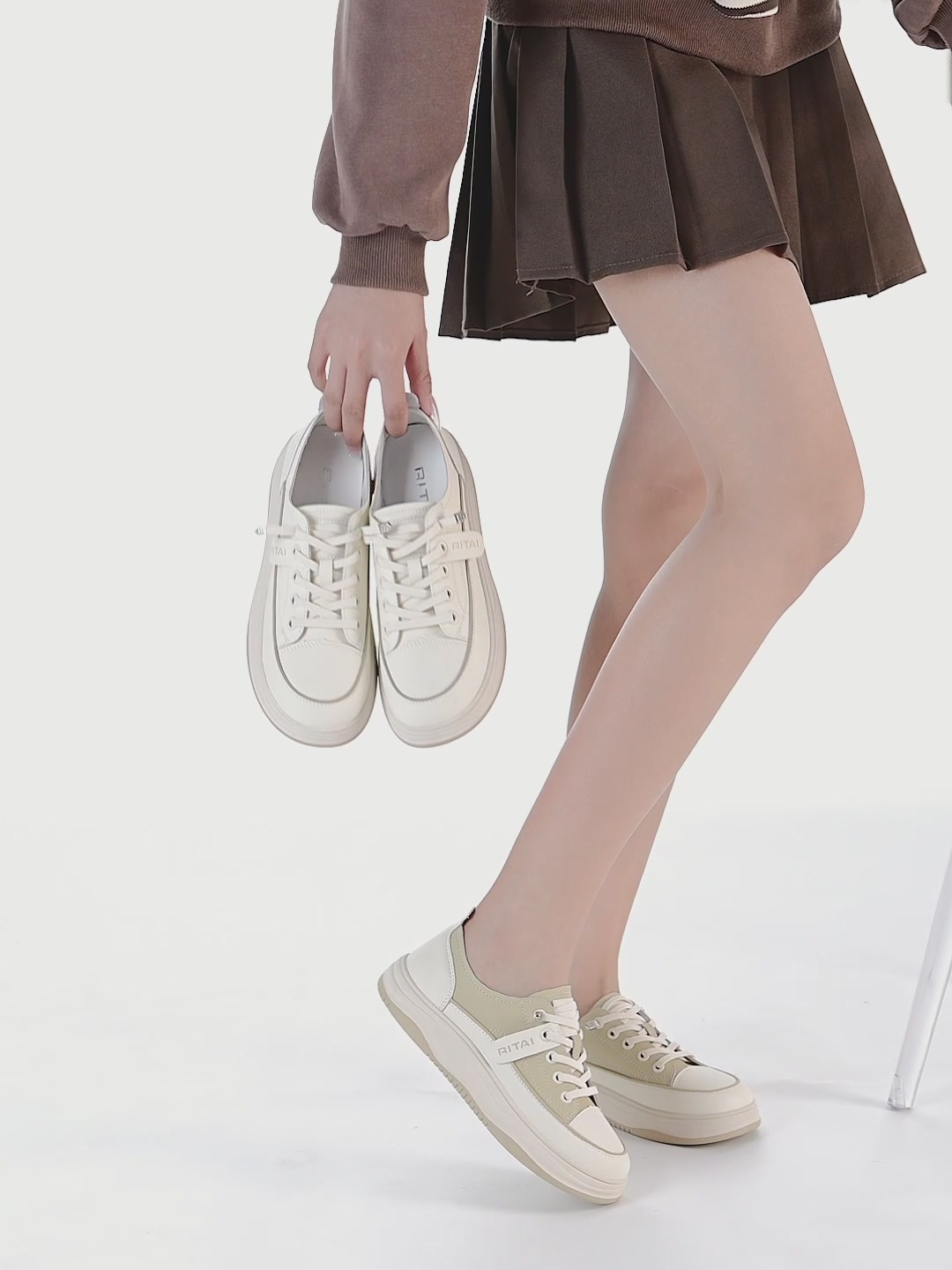 日泰松糕小白鞋，一脚蹬的舒适与百搭，值不值这个价？