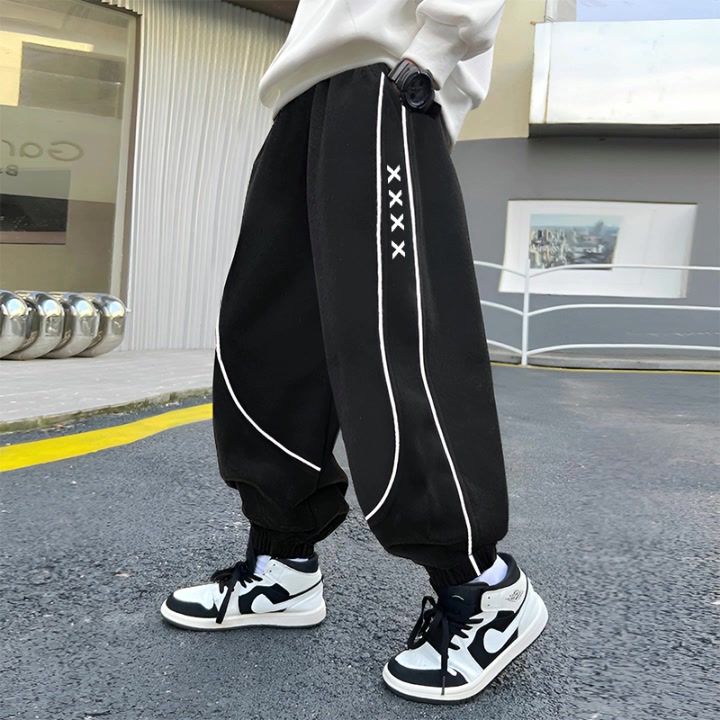 男宝穿搭新宠！这条卫裤也太洋气了吧😍