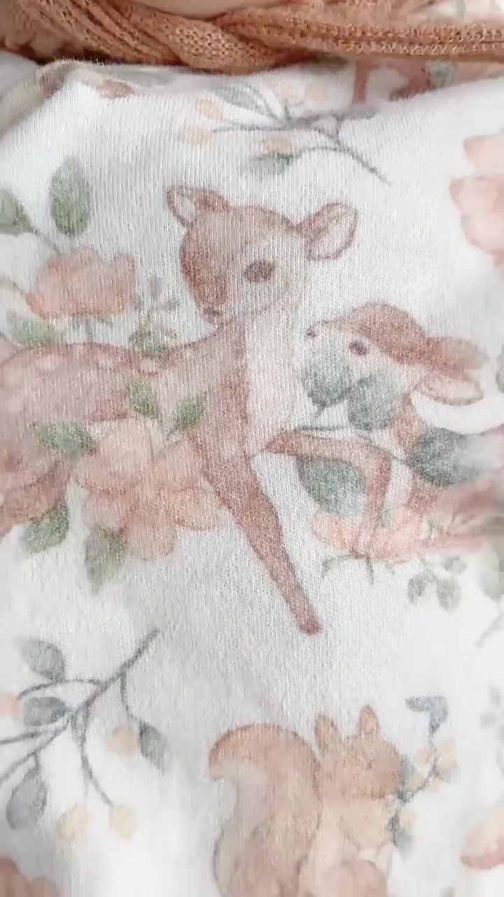 人之初婴儿连体衣测评：碎花公主风，宝宝穿得舒服吗？