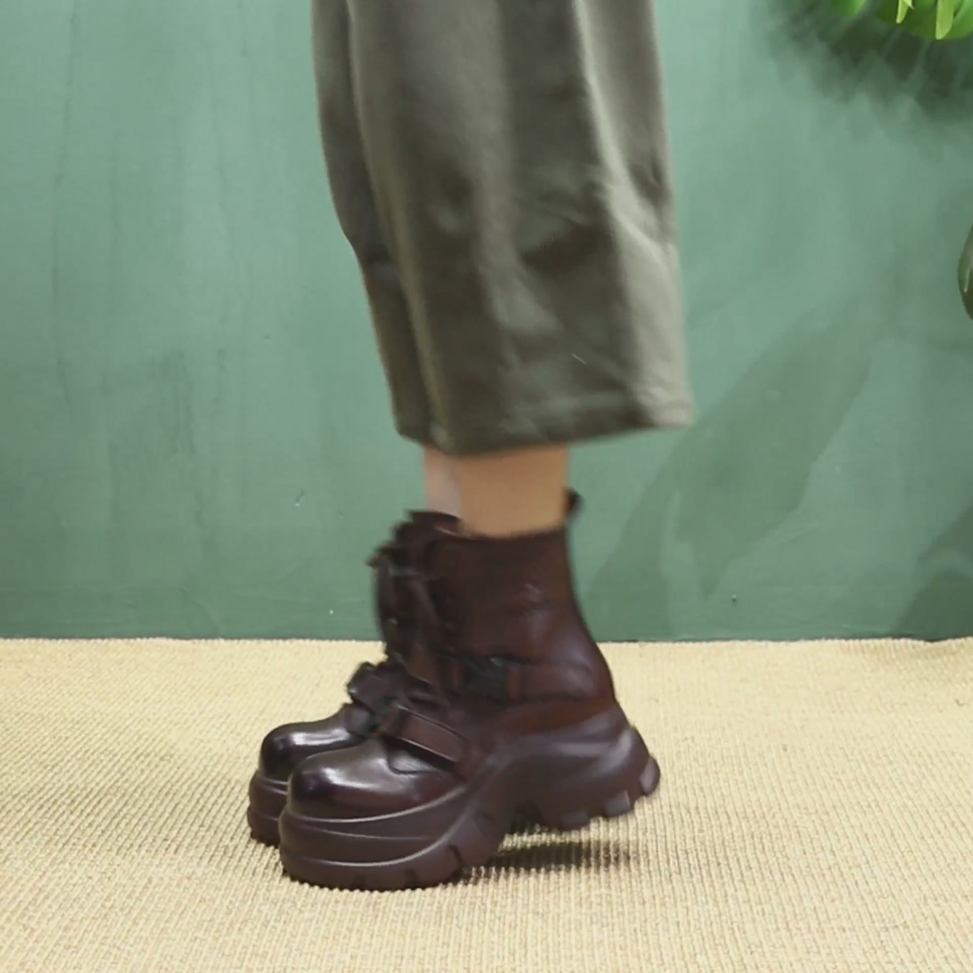 保罗·盖帝PLO·CART秋冬新款马丁靴测评：复古厚底，小个子的增高救星还是时尚陷阱？