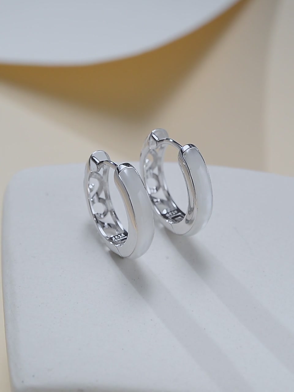 佰色传情BRI.R S925银耳圈：648元买来的高级感，值吗？