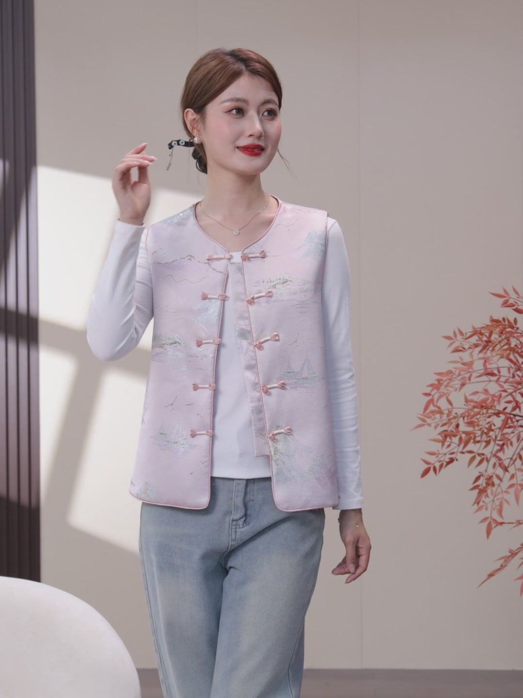 给妈妈买的这件国风开衫，她穿上后气质直接拉满！