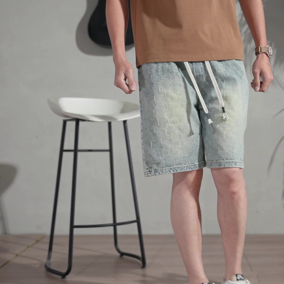 阿闽仔牛仔短裤：夏日里的“松弛感”与“硬核”并存