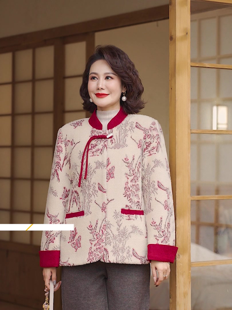 给妈妈买的新年战袍！国风盘扣棉服太有气质了✨