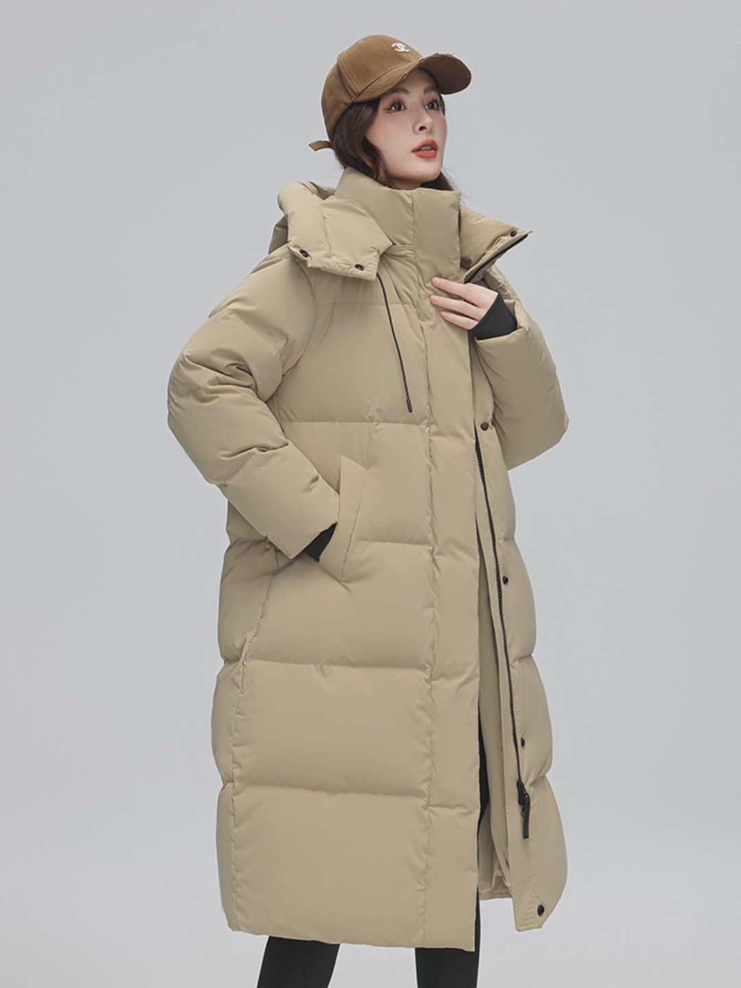 雅鹿2025新款长款羽绒服，抗寒保暖神器！