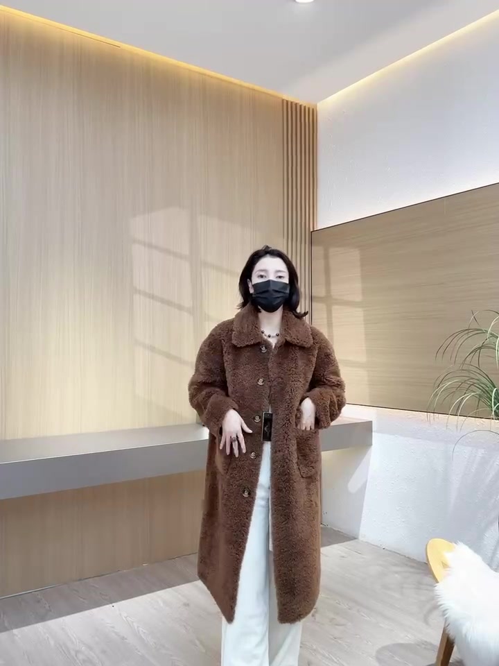 真仕漫羊毛外套｜3999元买到的松弛感，是今年冬天最值得的投资