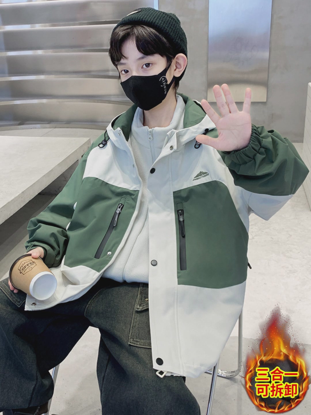 汤姆牛冲锋衣：一衣三穿，防风雨保暖，但399元值不值？