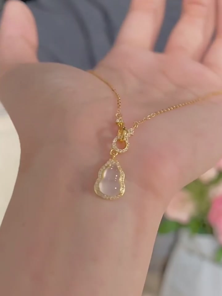 DTOTO福禄葫芦项链：国风玉髓吊坠，戴上它我差点成了“葫芦娃”