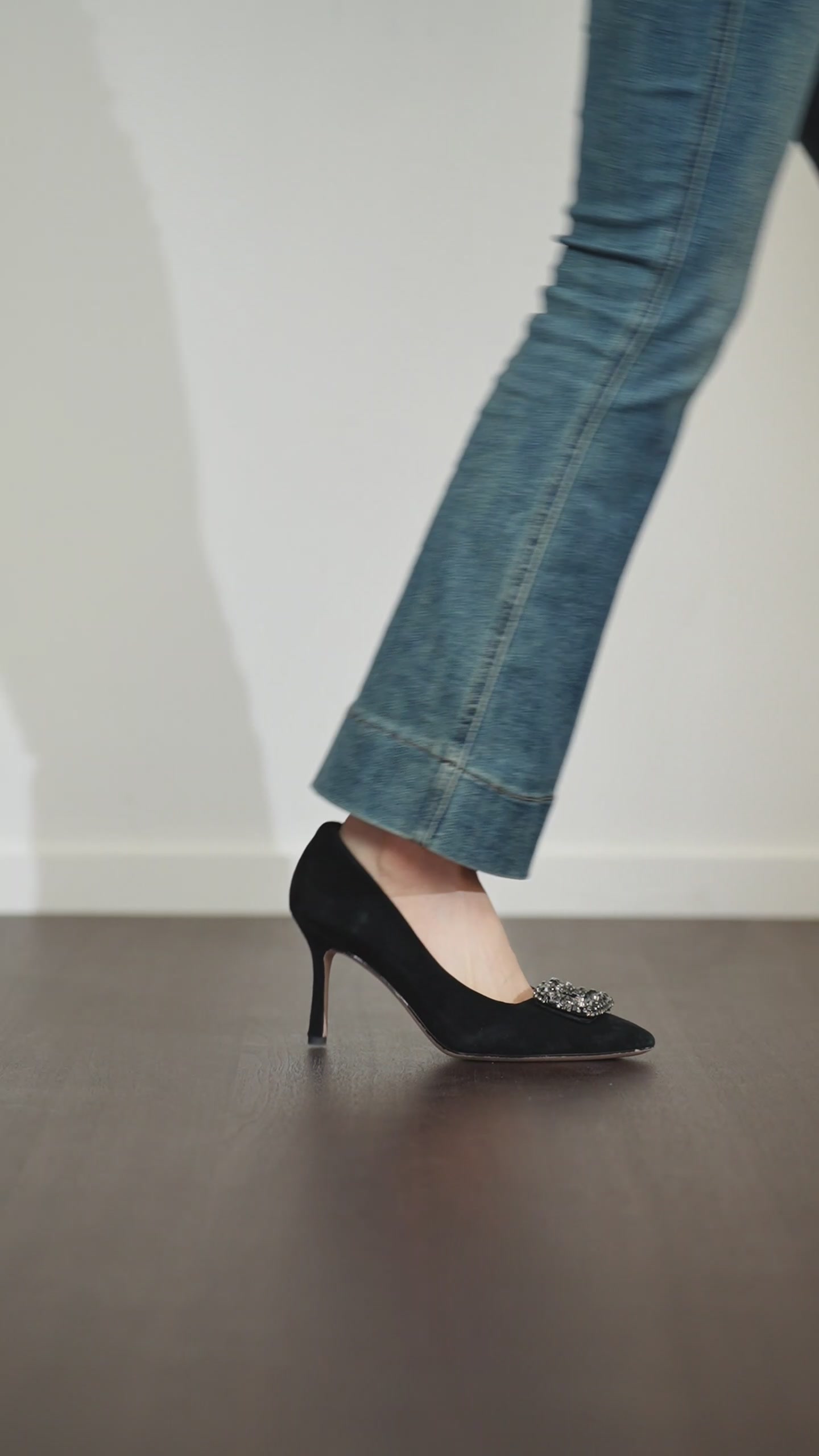 穿高跟鞋的吴大叔，优雅方扣高跟鞋测评：699元值不值？