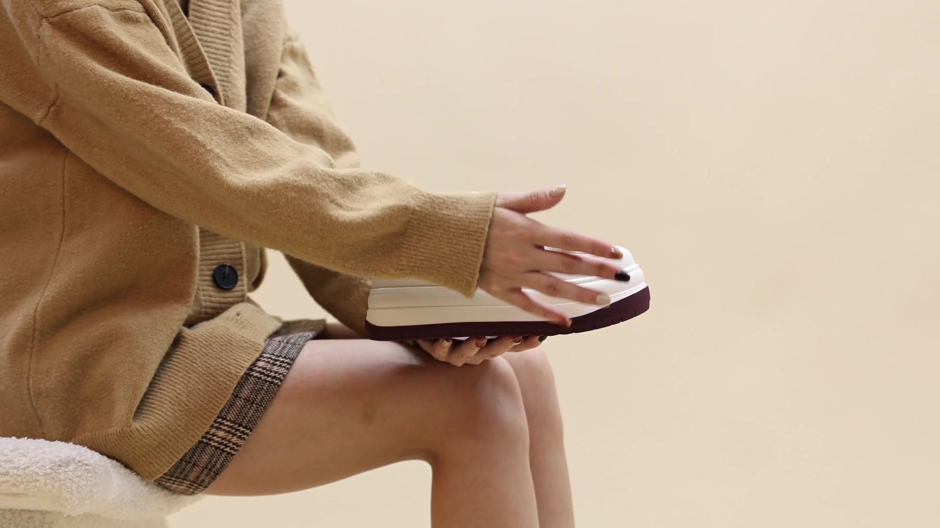 迪芙斯D:FUSE厚底小白鞋，这双鞋让我在人群中脱颖而出！