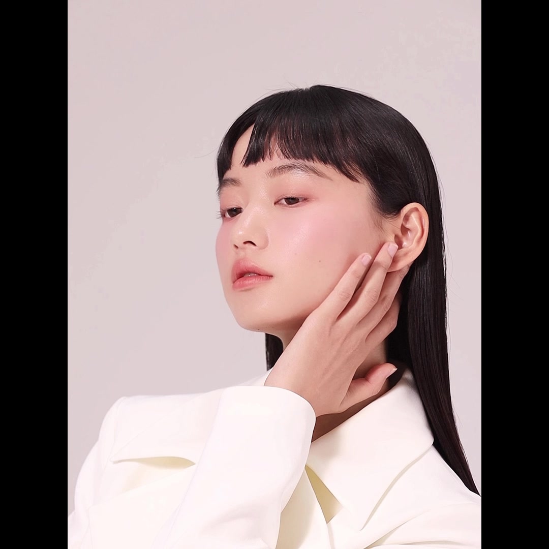 FOREVER KEY云柔微醺腮红测评：59.9元能买到「自带滤镜」的腮红？我替你们试了！