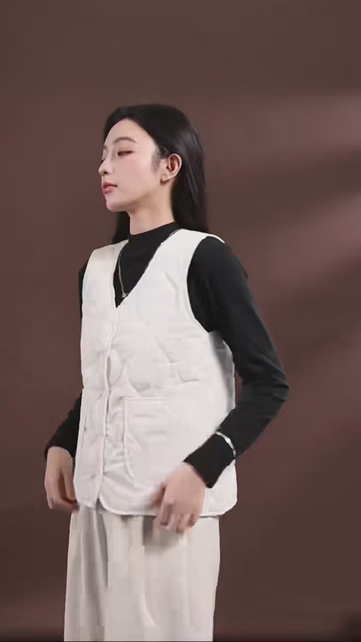 新百隆羊毛马甲：秋冬保暖新宠，时尚与温度我全都要！