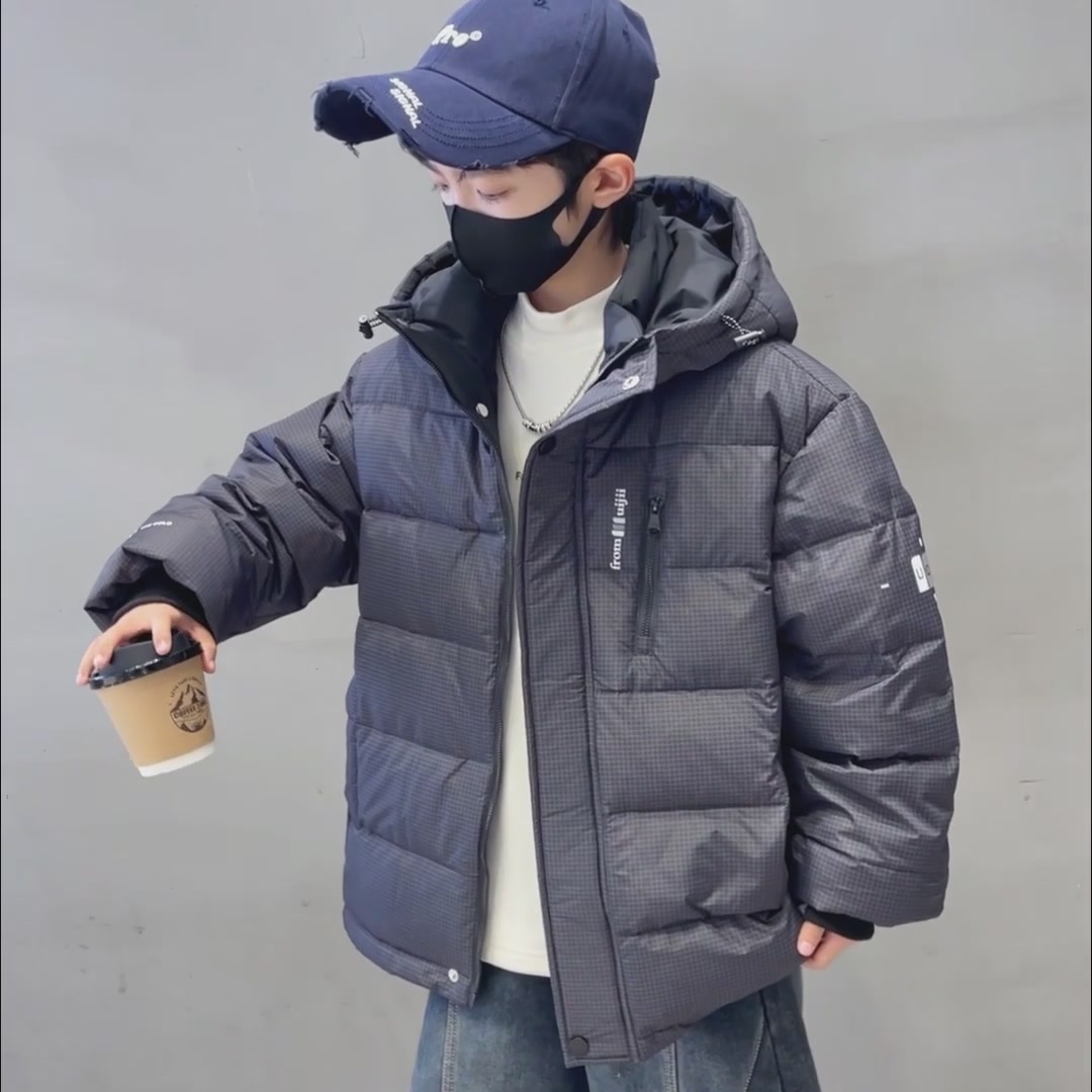 男宝冬季穿搭必备！SMILEY WORLD新款棉衣，保暖又时尚，999元值不值？