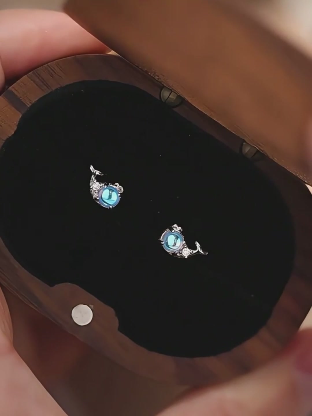 🐳 我的耳朵被这只小鲸鱼治愈了！DTOTO 999足银耳钉真的绝绝子～