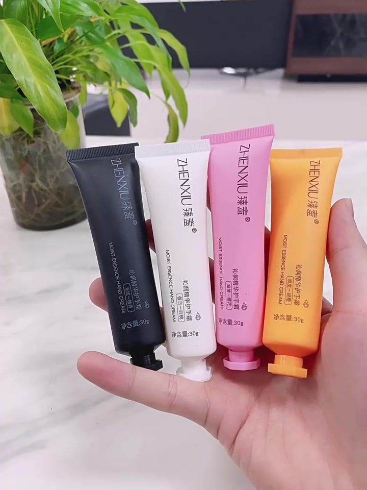 阿古丽娅护手霜测评：5支随机发，是惊喜还是惊吓？