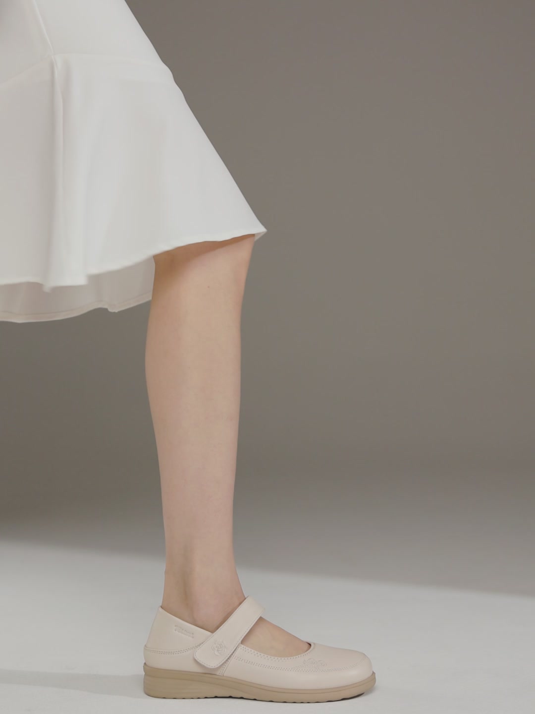 日泰玛丽珍鞋：妈妈们的秋季新宠，真皮软底真的香吗？