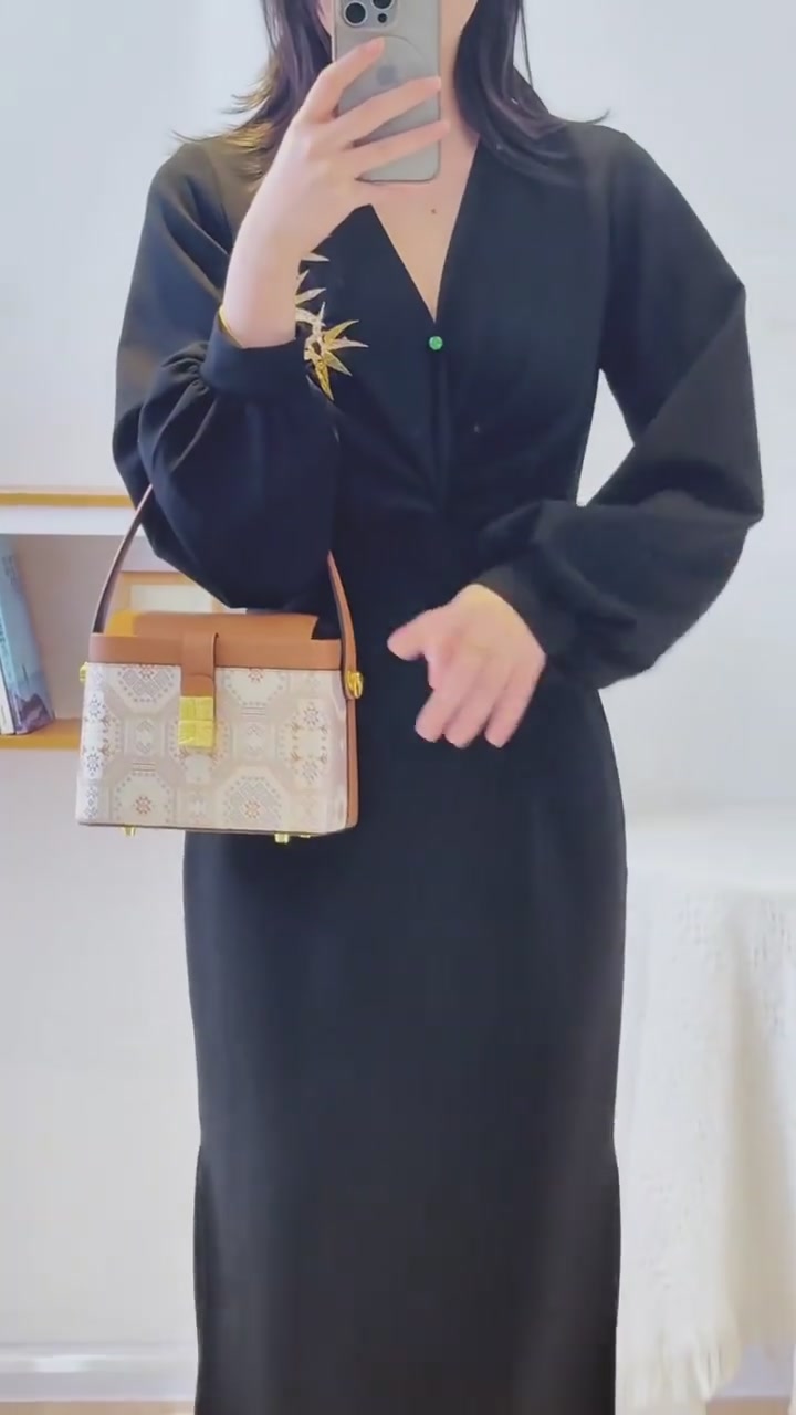 复古港风女孩的冬日必备!这双名洋鸟短靴也太好看了吧✨ 第2张图片