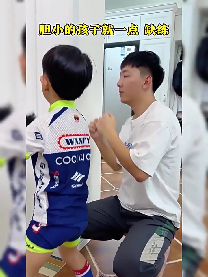 给娃买了个音乐拳击机，没想到成了我家的解压神器！