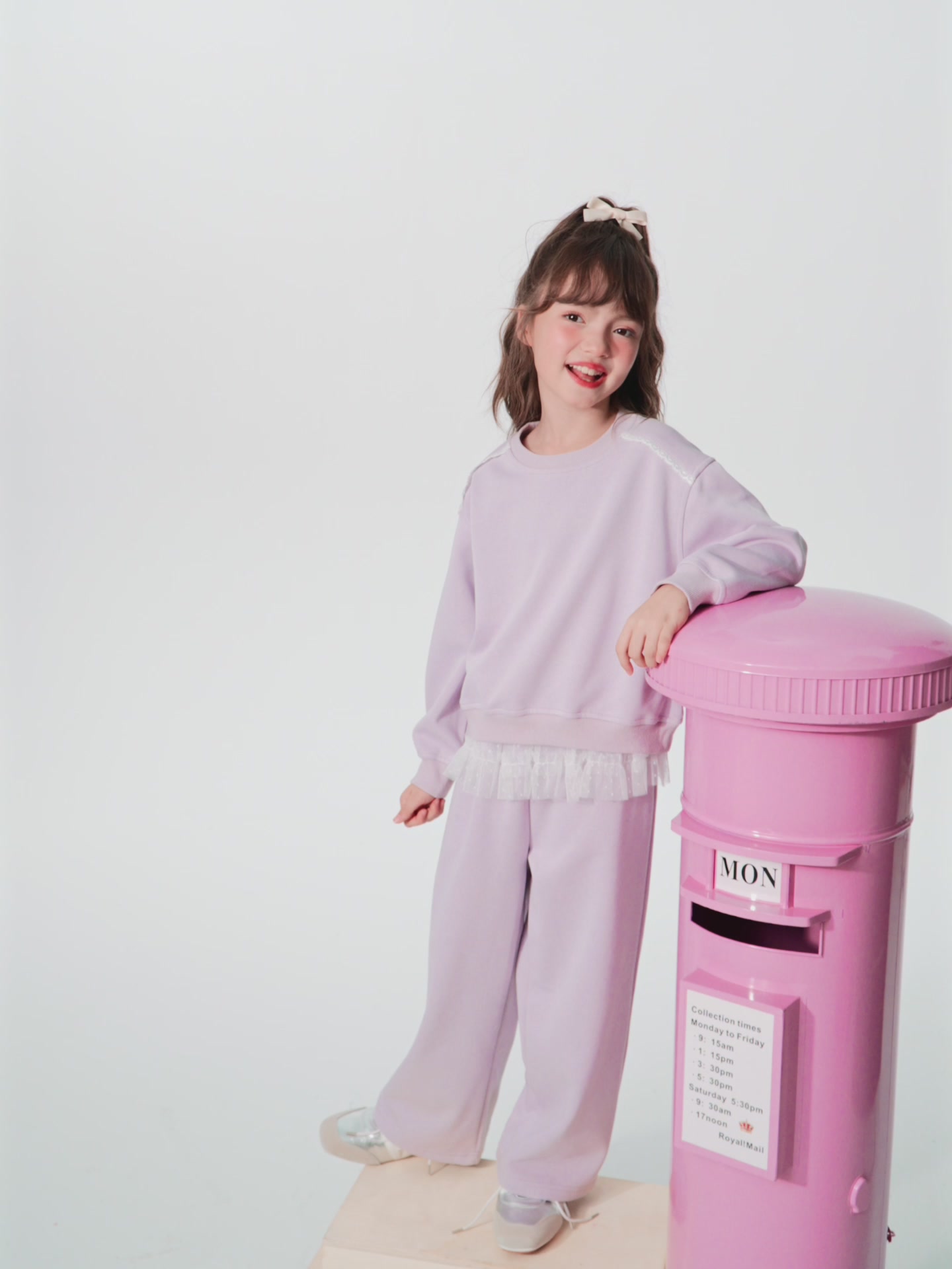 巴布豆BOBDOG 2026新款女童蕾丝边卫衣套装：时髦与舒适并存，但价格有点小贵