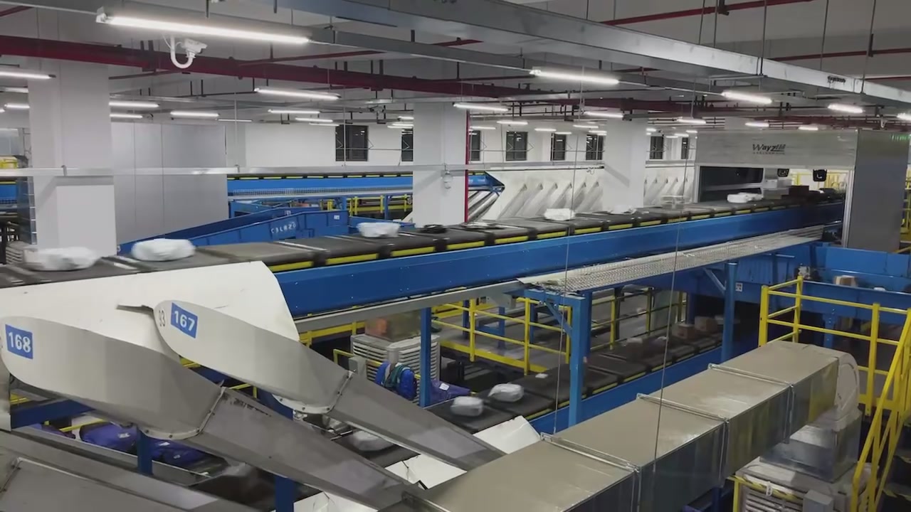 春节不打烊！SDX颈霜实测：百元档的「颈纹克星」是真香还是智商税？